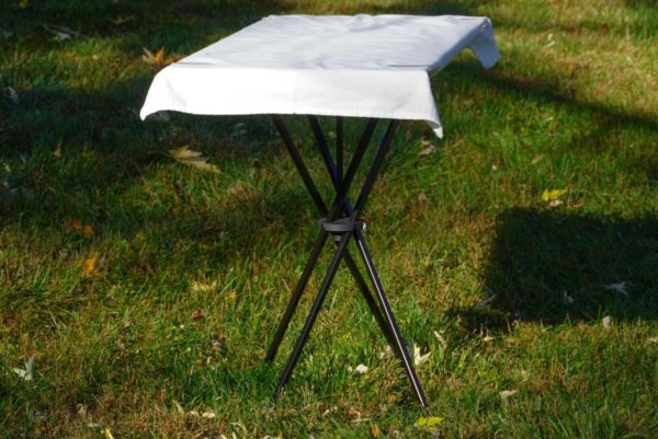 TakTable™ with included tablecloth and tablecloth clips