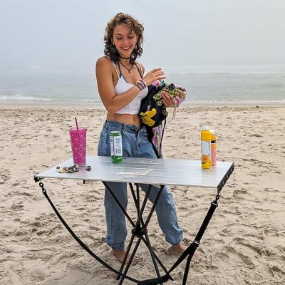 Taktable in use at the beach